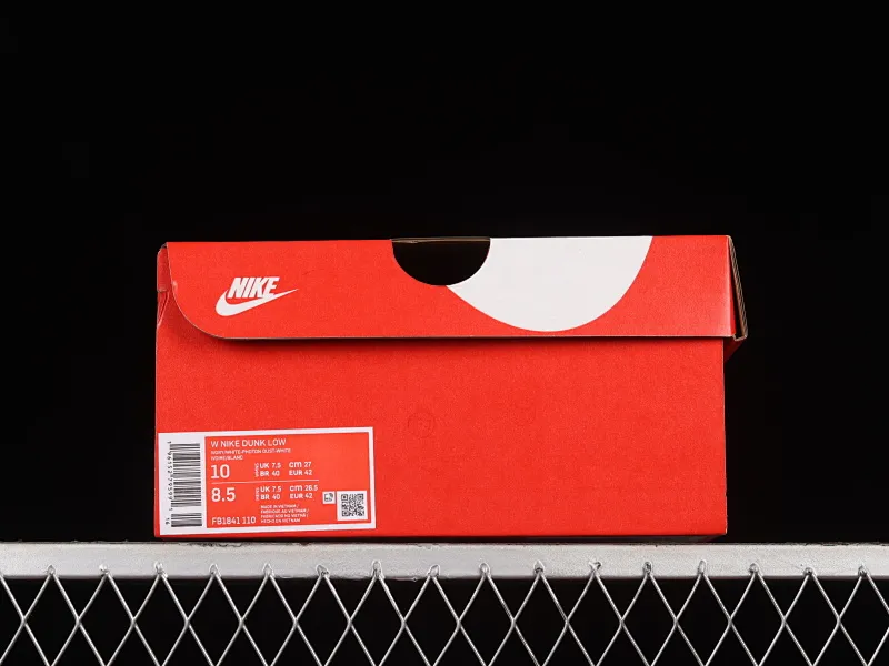 All categories Nk SB Dunk Series Nk SB Dunk Low Low-top sneakers Nk SB Dunk Low GS "Ivory Hyper Royal" Beige Blue 3M Reflective Dunk Series low-top casual sports skateboard shoes FB1841-110